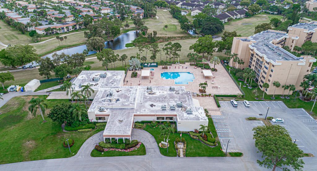 4640 Lucerne Lakes Boulevard, Unit 206, Lake Worth, FL 33467 Photo