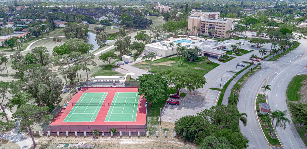 4640 Lucerne Lakes Boulevard, Unit 206, Lake Worth, FL 33467 Photo