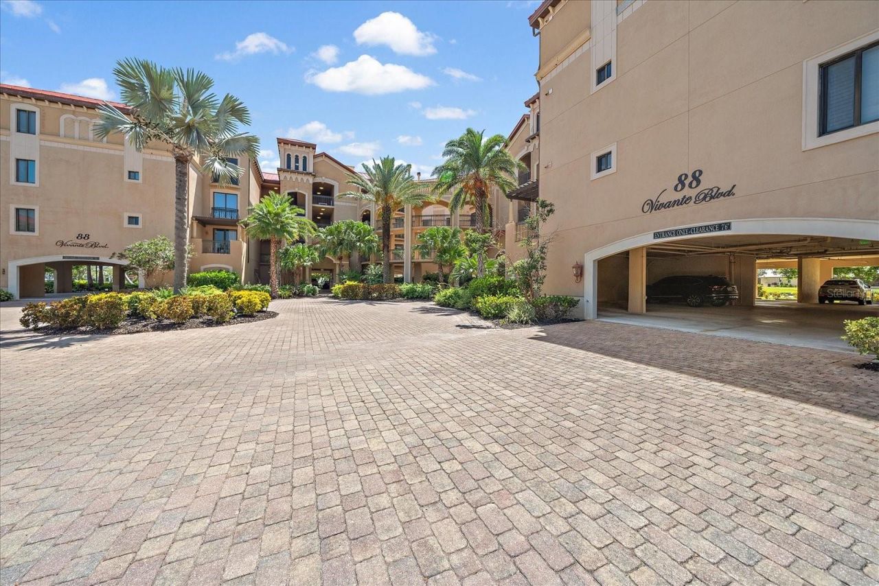 88 Vivante Boulevard, Unit 203, Punta Gorda, FL 33950 Photo