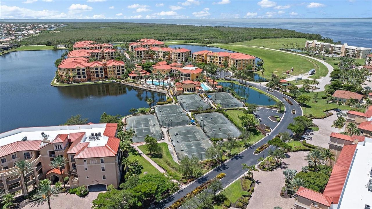 88 Vivante Boulevard, Unit 203, Punta Gorda, FL 33950 Photo