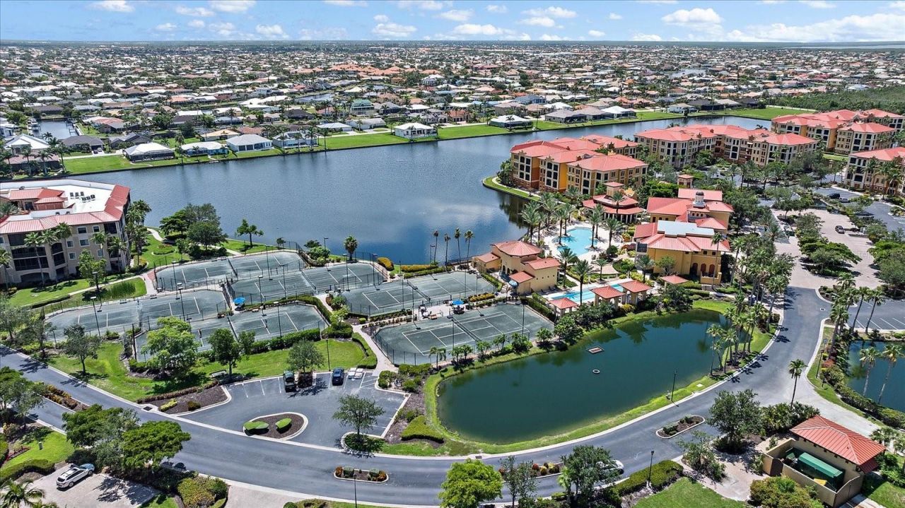 88 Vivante Boulevard, Unit 203, Punta Gorda, FL 33950 Photo