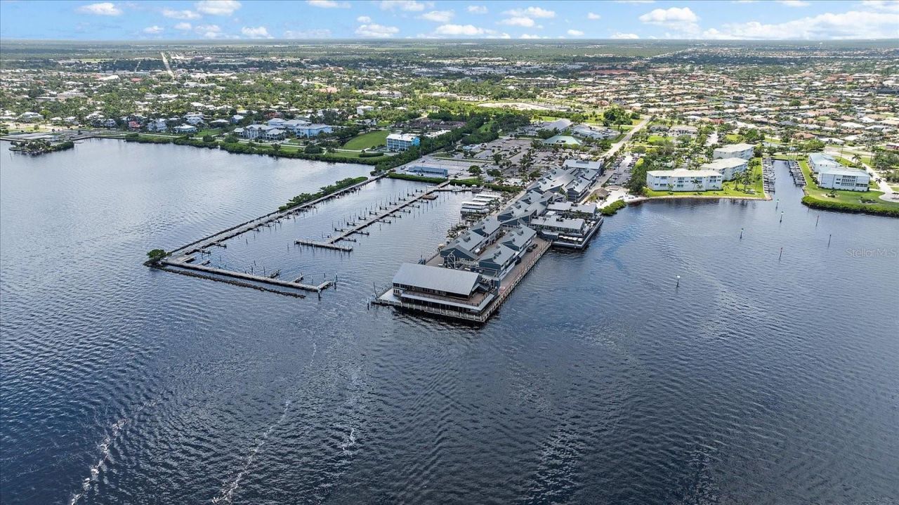 88 Vivante Boulevard, Unit 203, Punta Gorda, FL 33950 Photo