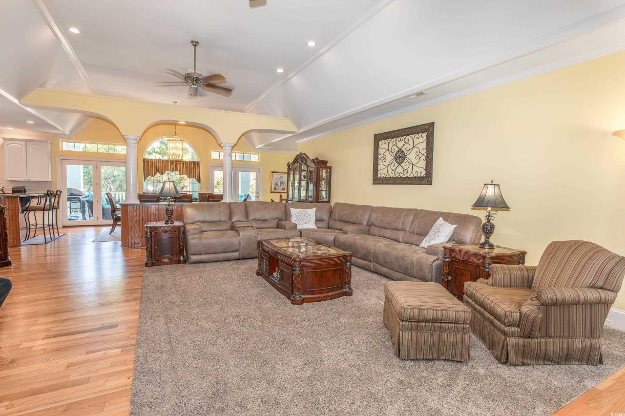 4907 Woodview Ln. Photo 7