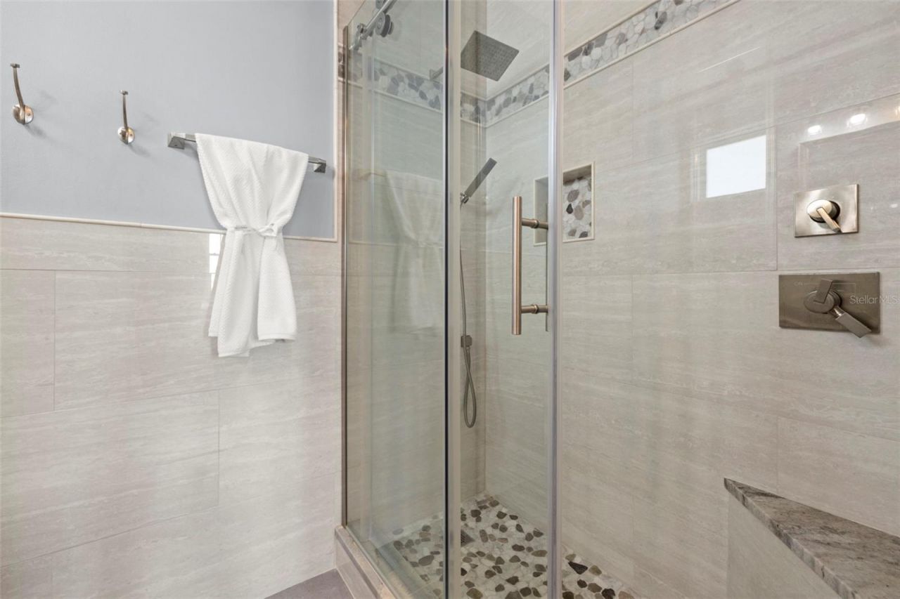 3141 Hibiscus Drive W, Belleair Beach, FL 33786 Photo