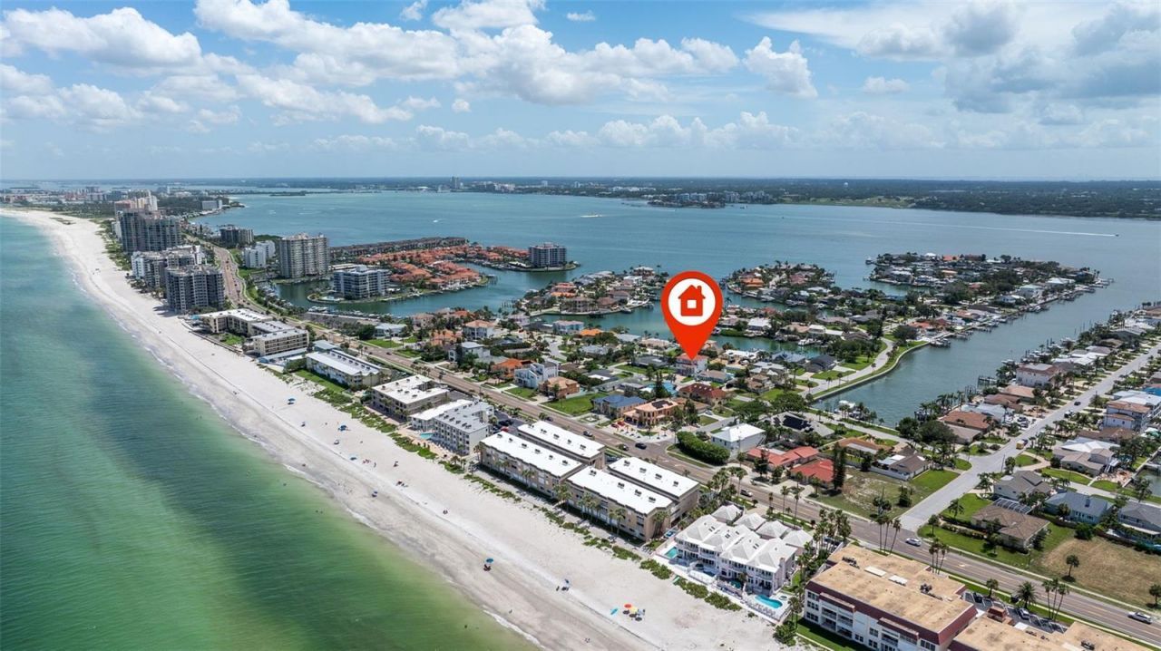 3141 Hibiscus Drive W, Belleair Beach, FL 33786 Photo