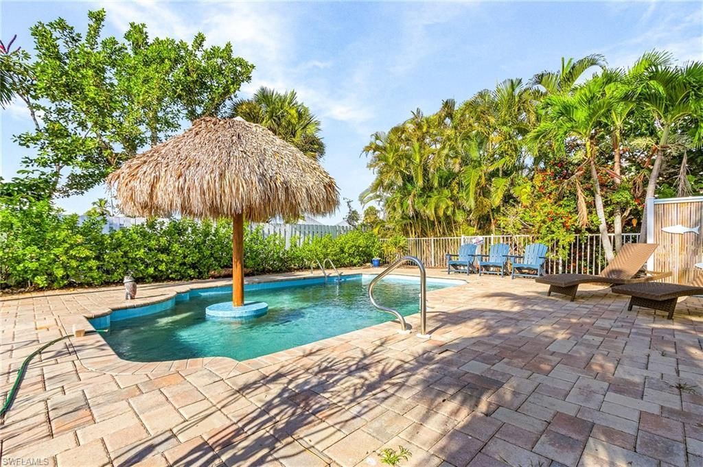 7711 Bocilla Ln, Bokeelia, FL 33922 Photo