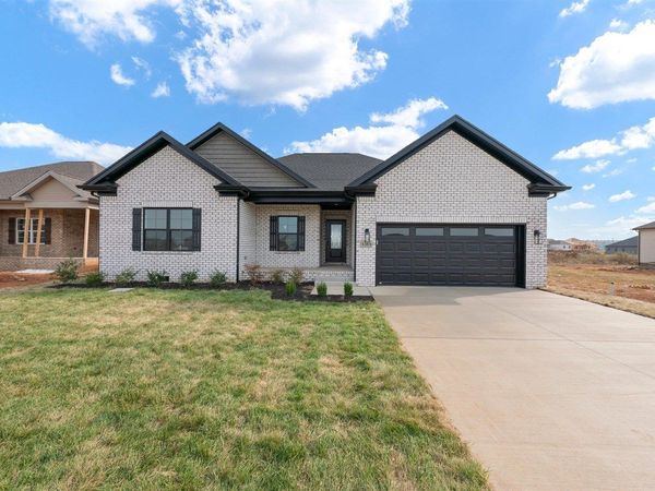 5369 Crocus Drive, Bowling Green, KY 42101