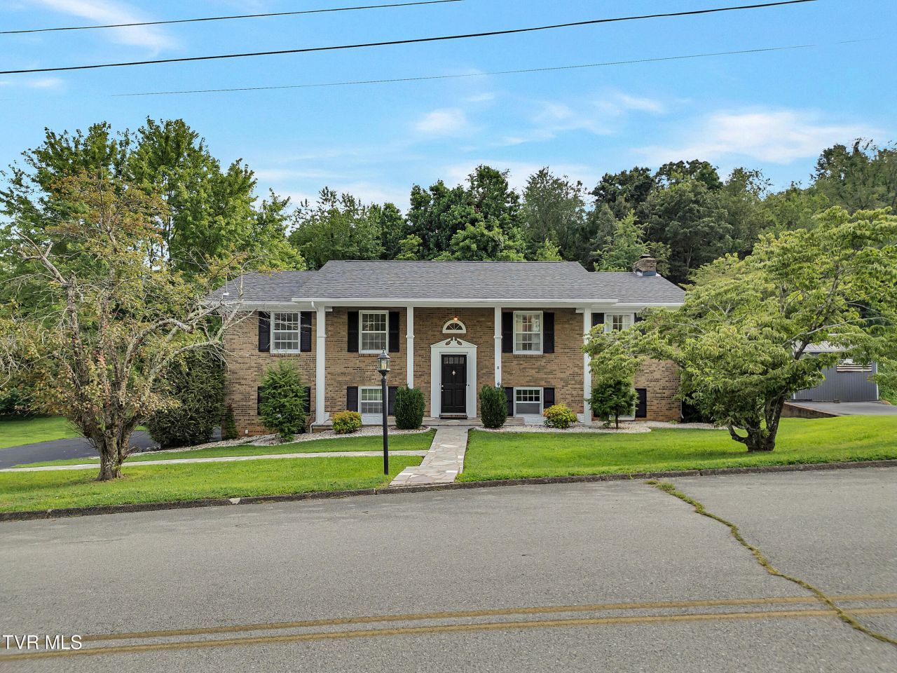 508 Meadowlark Drive, Greeneville, TN 37743 Main Photo