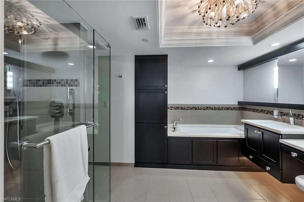 2400 Gulf Shore Blvd N, Unit 502, Naples, FL 34103 Photo