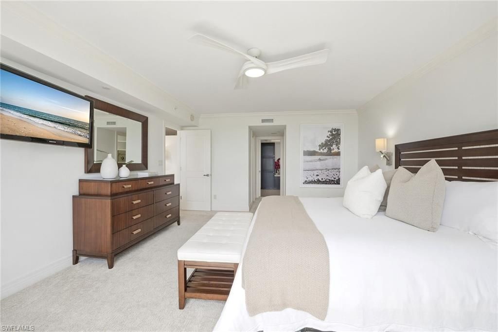 2400 Gulf Shore Blvd N, Unit 502, Naples, FL 34103 Photo