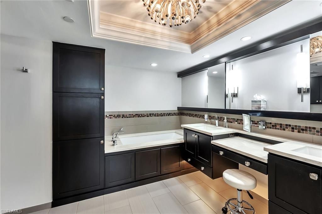 2400 Gulf Shore Blvd N, Unit 502, Naples, FL 34103 Photo