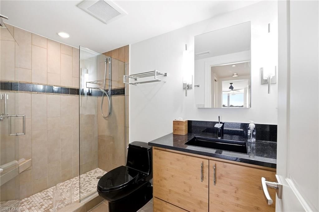 2400 Gulf Shore Blvd N, Unit 502, Naples, FL 34103 Photo