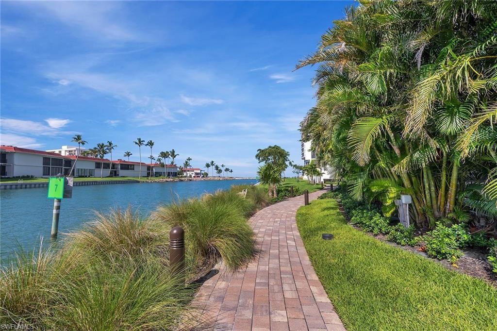 2400 Gulf Shore Blvd N, Unit 502, Naples, FL 34103 Photo
