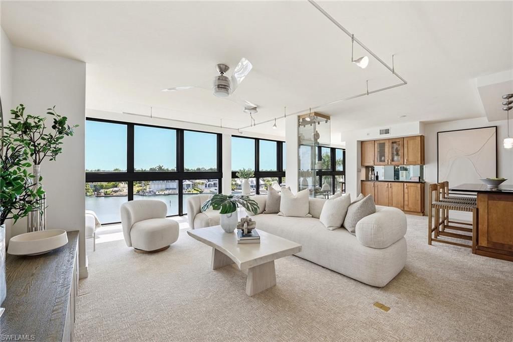2400 Gulf Shore Blvd N, Unit 502, Naples, FL 34103 Photo