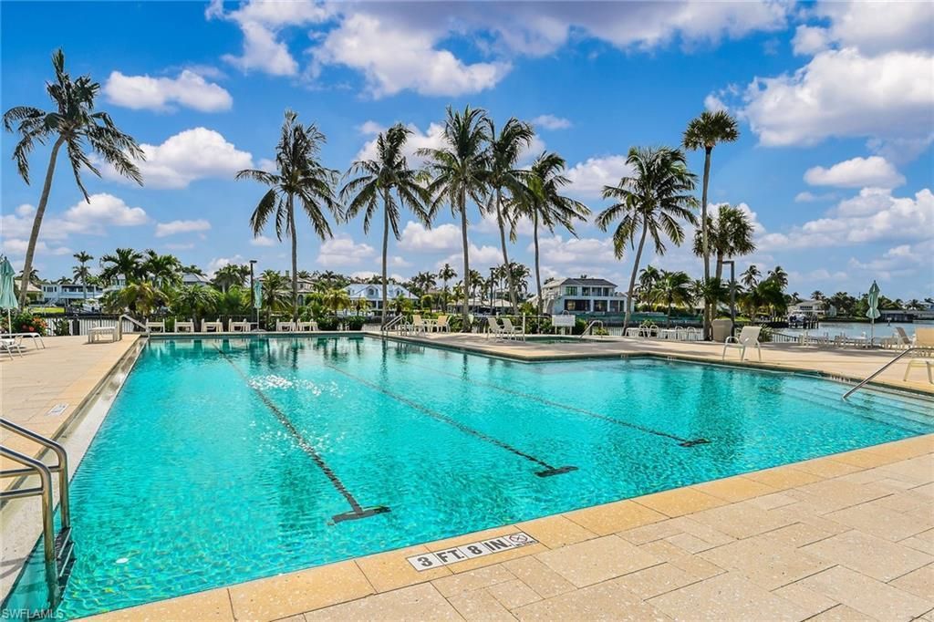 2400 Gulf Shore Blvd N, Unit 502, Naples, FL 34103 Photo