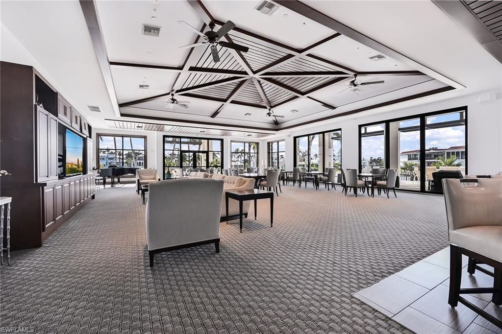 2400 Gulf Shore Blvd N, Unit 502, Naples, FL 34103 Photo