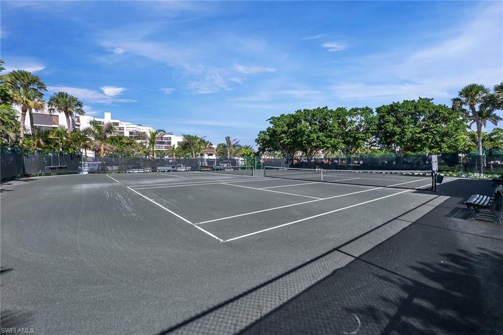 2400 Gulf Shore Blvd N, Unit 502, Naples, FL 34103 Photo