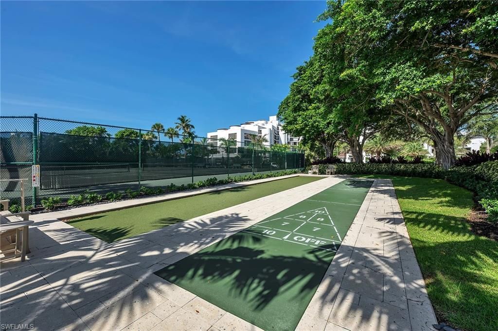 2400 Gulf Shore Blvd N, Unit 502, Naples, FL 34103 Photo