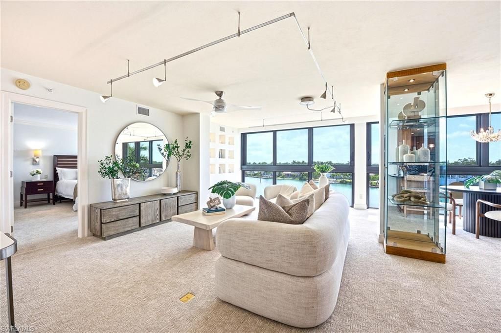 2400 Gulf Shore Blvd N, Unit 502, Naples, FL 34103 Photo