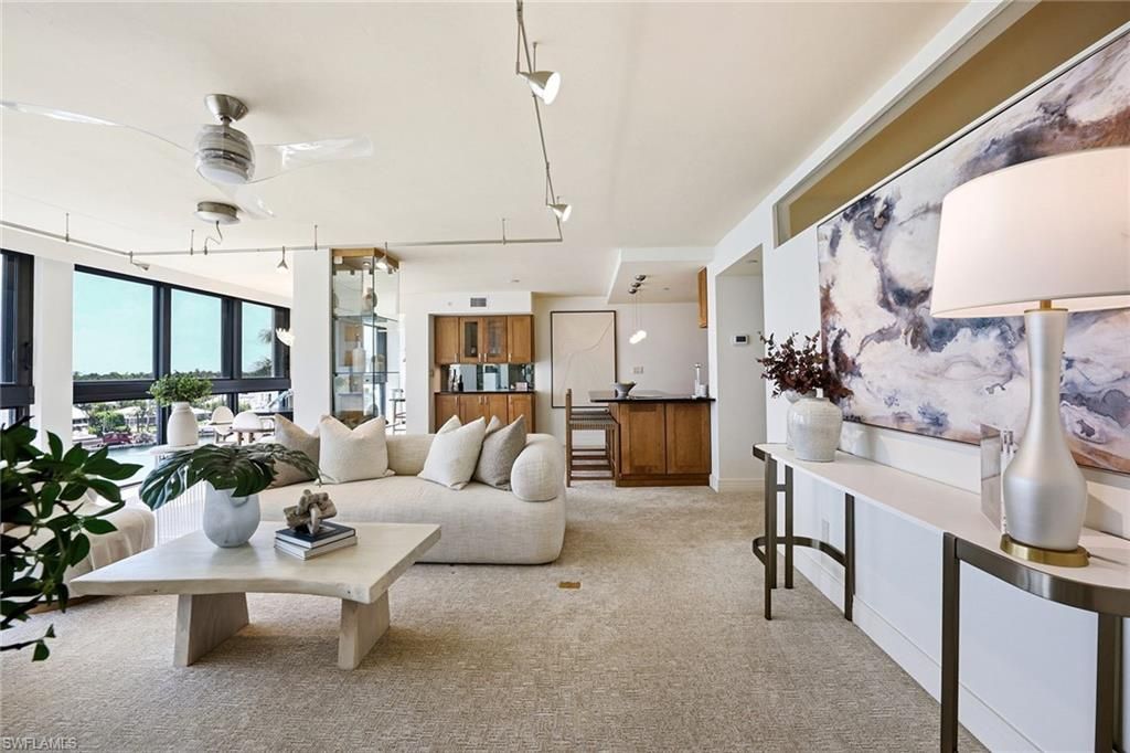 2400 Gulf Shore Blvd N, Unit 502, Naples, FL 34103 Photo
