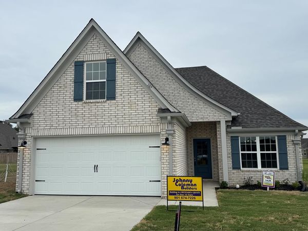 105 Woodland View Circle, Marion, AR 72364