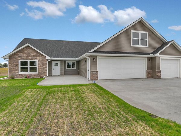 1958 68th Avenue N, Saint Cloud, MN 56303