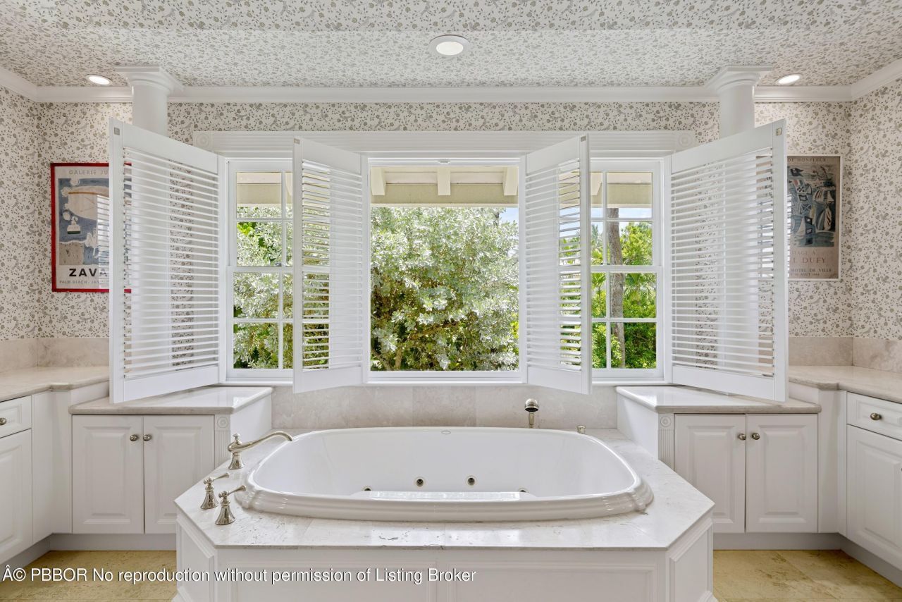 6 Via Vizcaya, Palm Beach, FL 33480 Photo