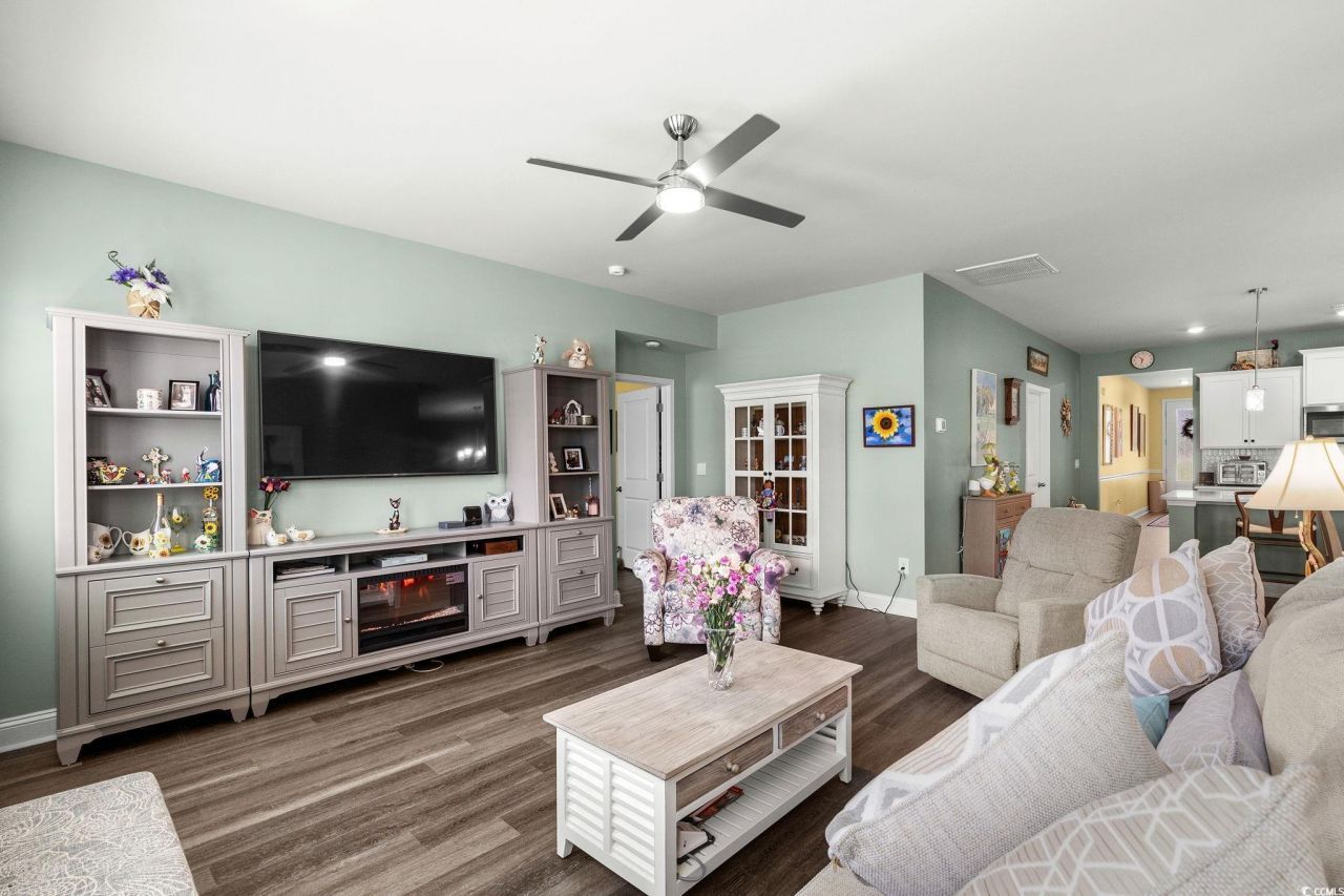 1102 Barrington Way Photo 21