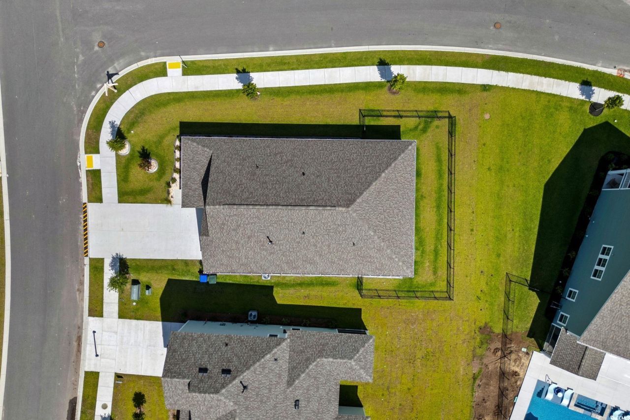 1102 Barrington Way Photo 33