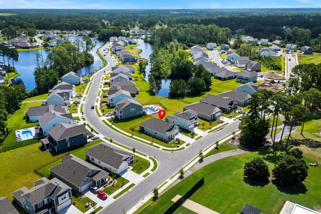 1102 Barrington Way Photo 34