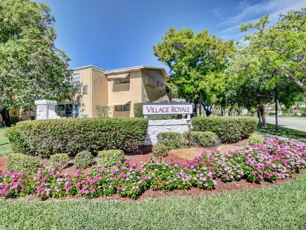2152 NE 1st Way, Unit 205, Boynton Beach, FL 33435