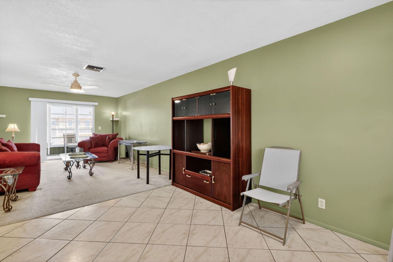 2152 NE 1st Way, Unit 205, Boynton Beach, FL 33435 Photo