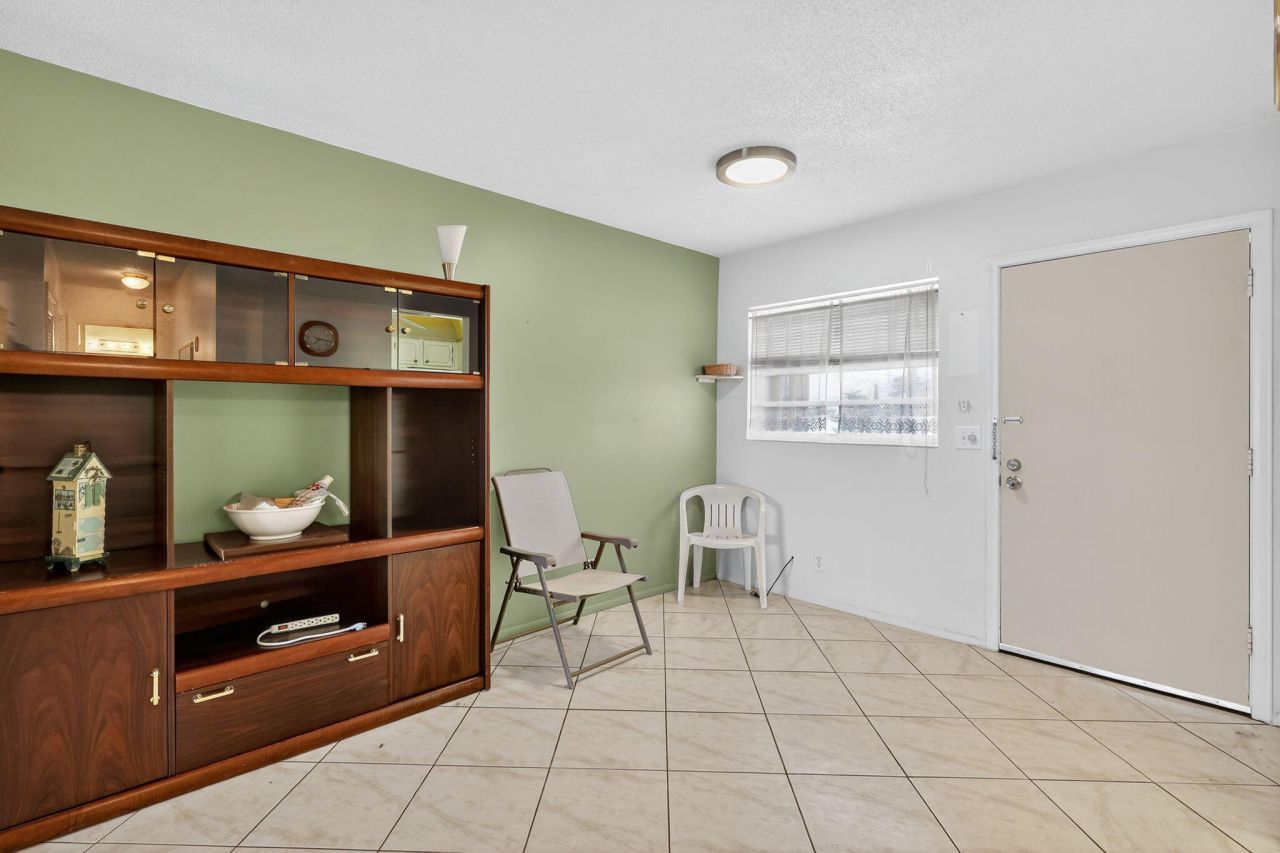 2152 NE 1st Way, Unit 205, Boynton Beach, FL 33435 Photo