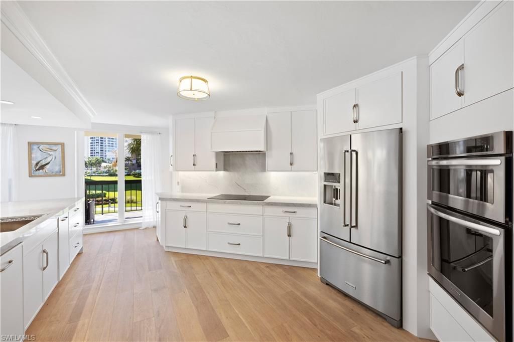 4551 Gulf Shore Blvd N, Unit 204, Naples, FL 34103 Photo