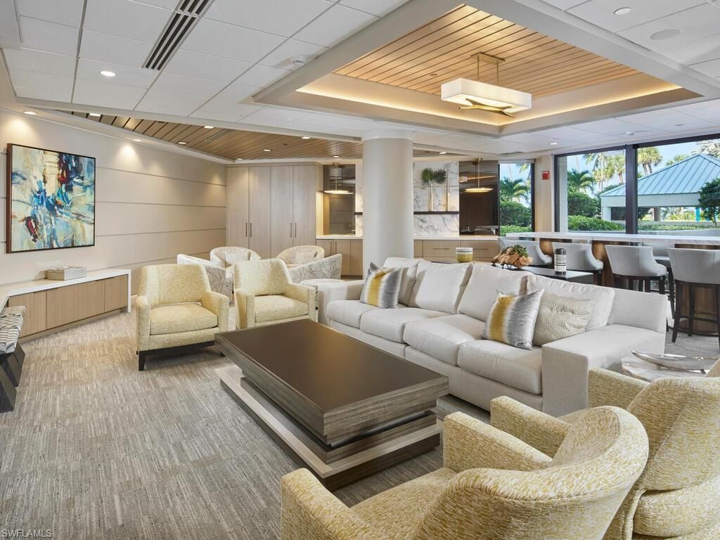 4551 Gulf Shore Blvd N, Unit 204, Naples, FL 34103 Photo