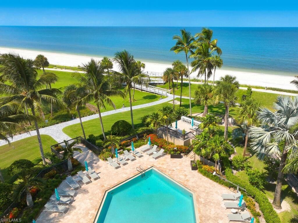 4551 Gulf Shore Blvd N, Unit 204, Naples, FL 34103 Photo