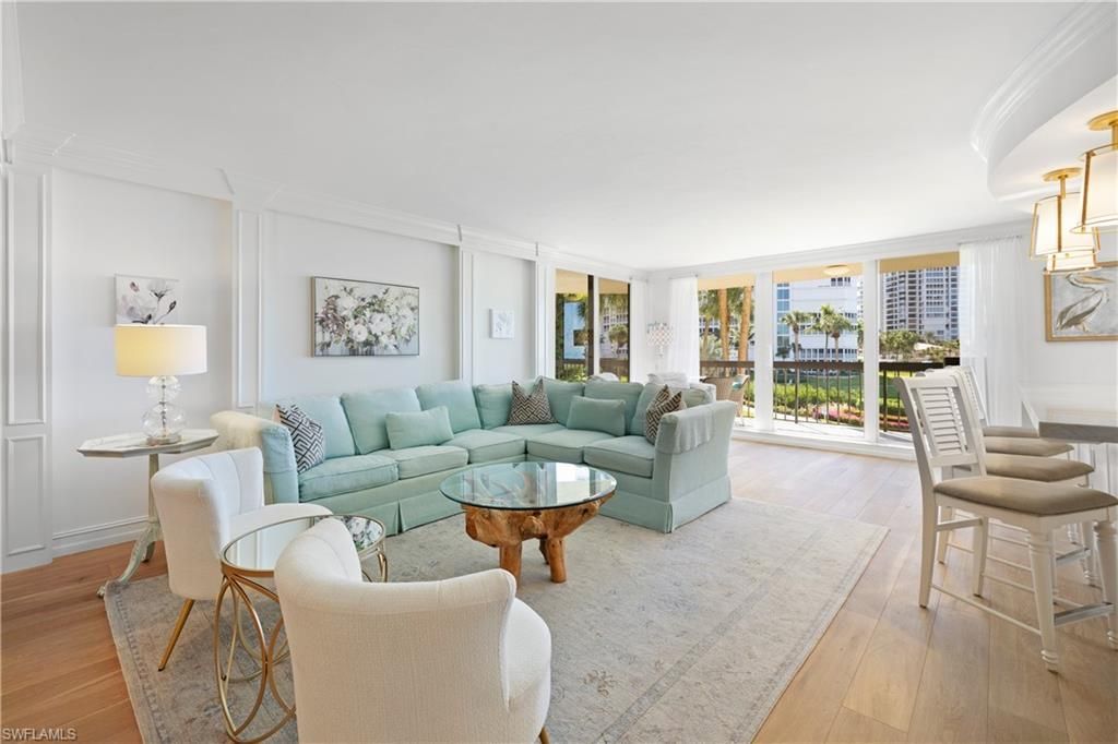 4551 Gulf Shore Blvd N, Unit 204, Naples, FL 34103 Photo