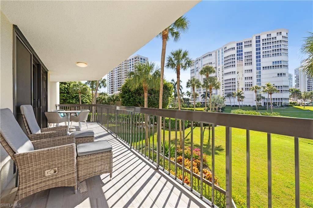 4551 Gulf Shore Blvd N, Unit 204, Naples, FL 34103 Photo