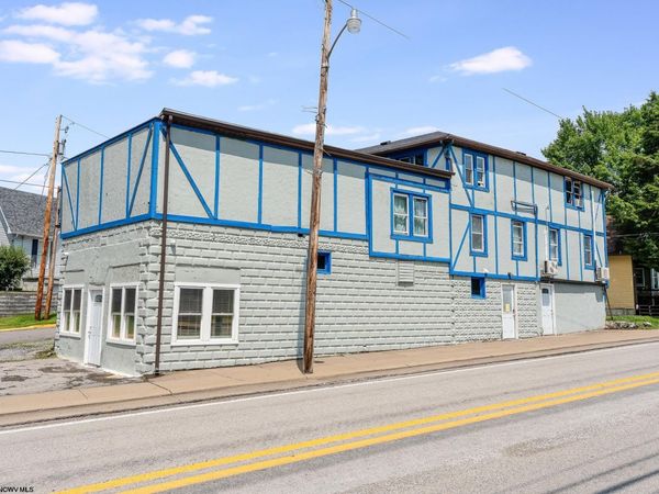 352 Dunkard Avenue, Westover, WV 26501