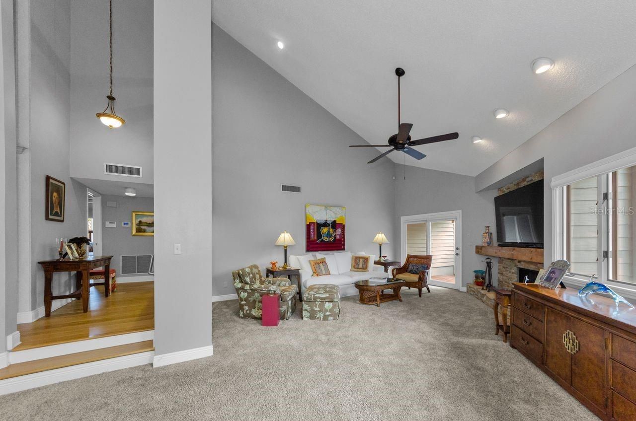 10479 Longwood Drive, Seminole, FL 33777 Photo