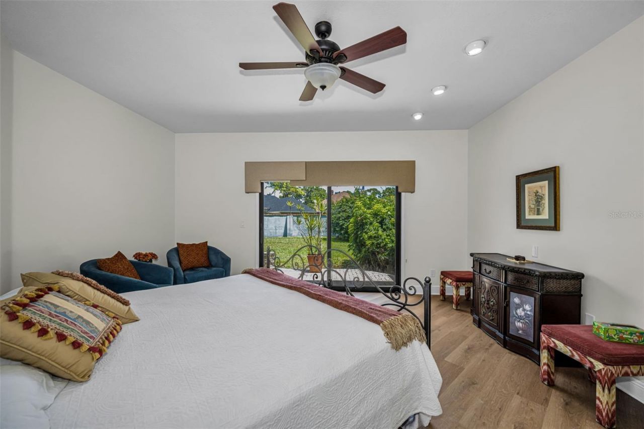 10479 Longwood Drive, Seminole, FL 33777 Photo