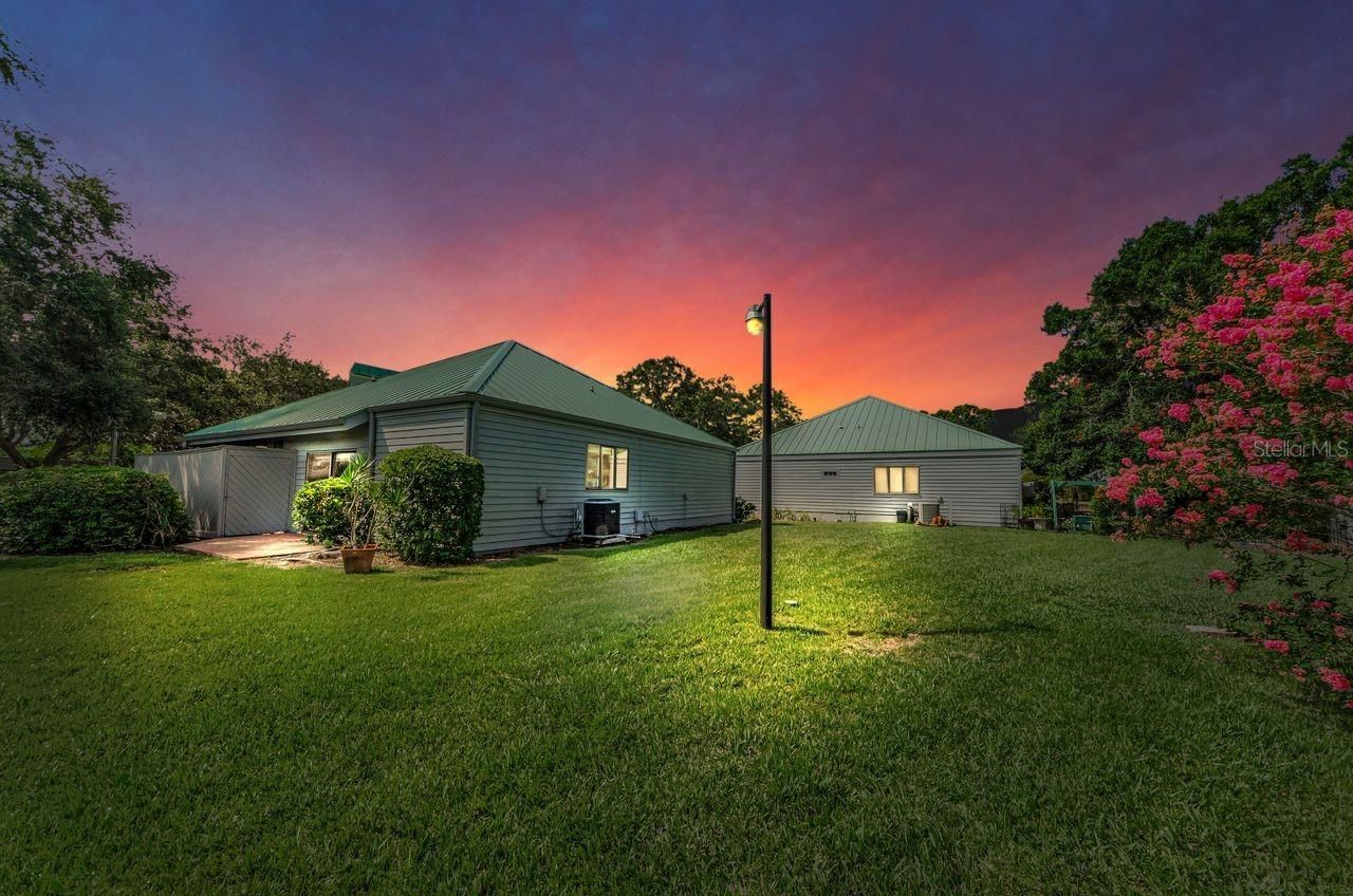10479 Longwood Drive, Seminole, FL 33777 Photo