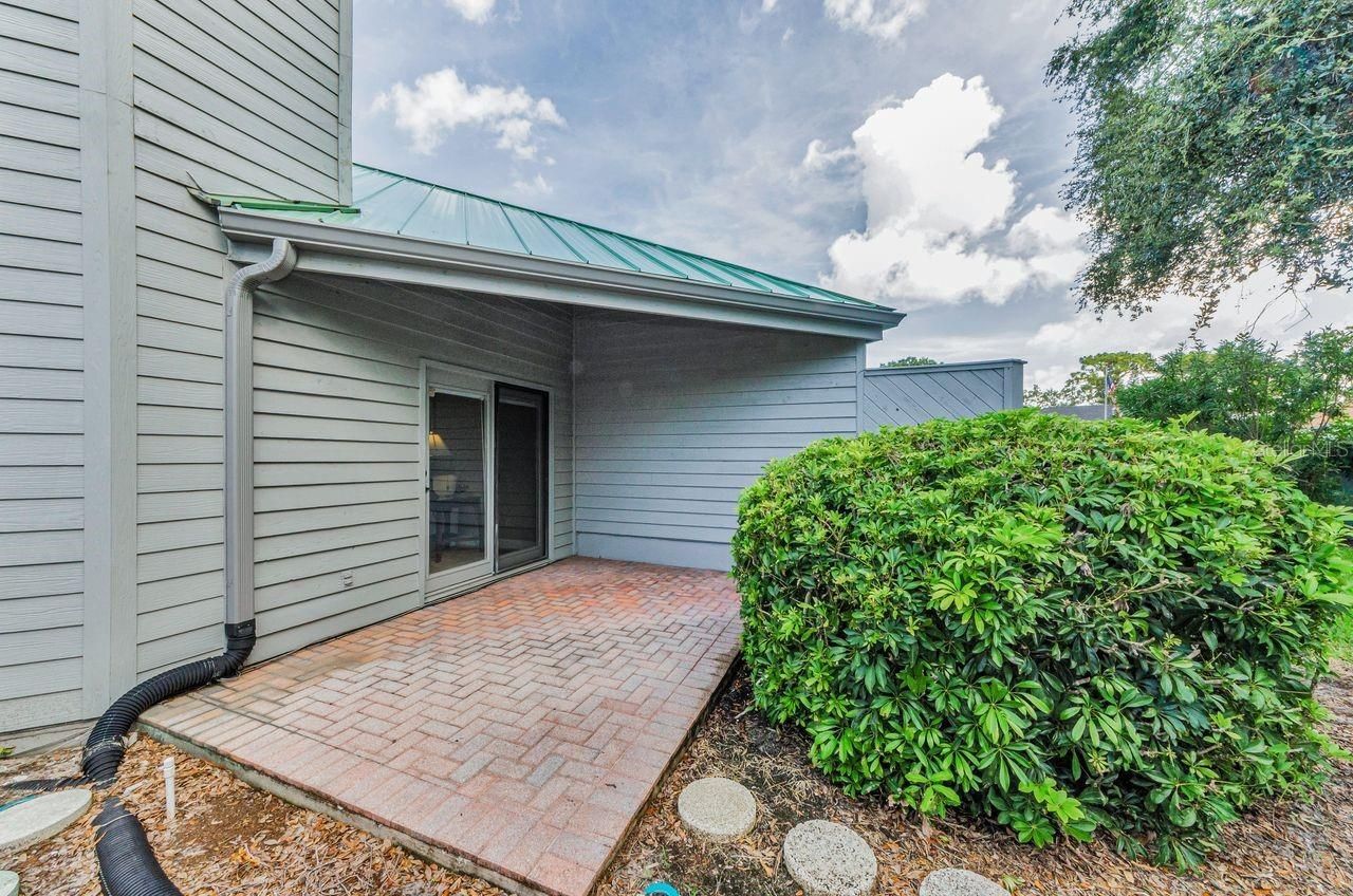 10479 Longwood Drive, Seminole, FL 33777 Photo