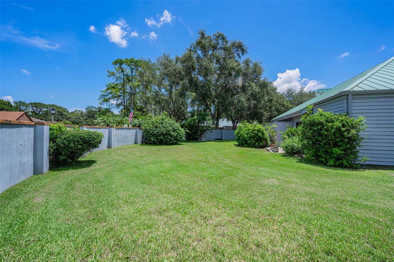 10479 Longwood Drive, Seminole, FL 33777 Photo