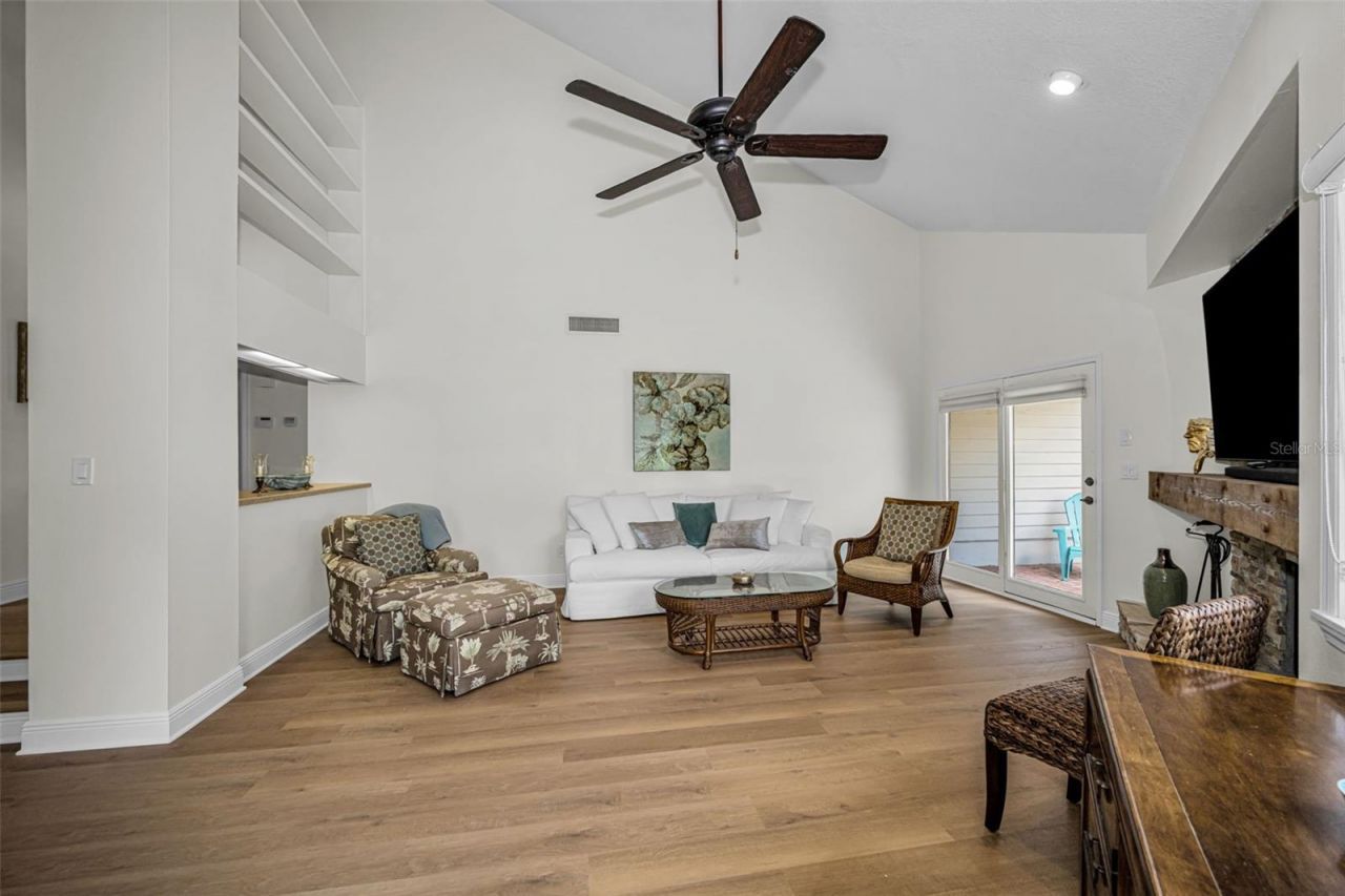 10479 Longwood Drive, Seminole, FL 33777 Photo