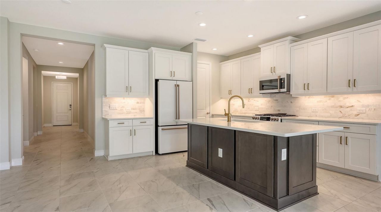 2250 Lady Palm Loop, Bradenton, FL 34212 Photo