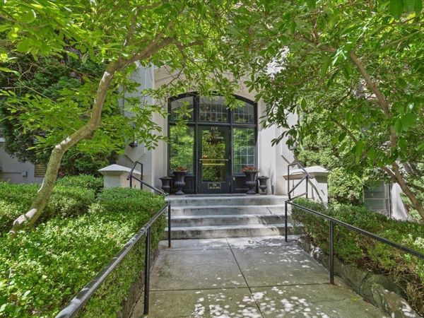 704 W 6th Ave, Spokane, WA 99204