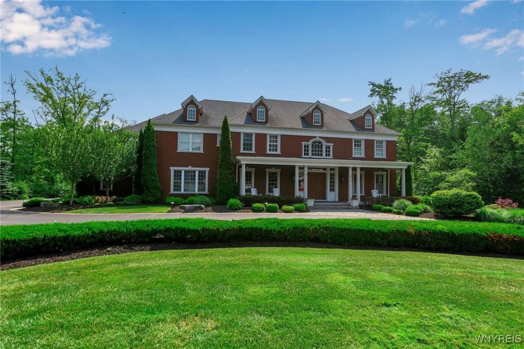 35 Redbrick Road, Orchard Park, NY 14127 Main Photo