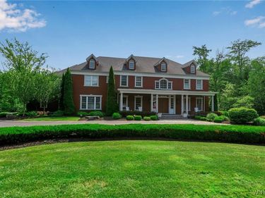 35 Redbrick Road, Orchard Park, NY 14127