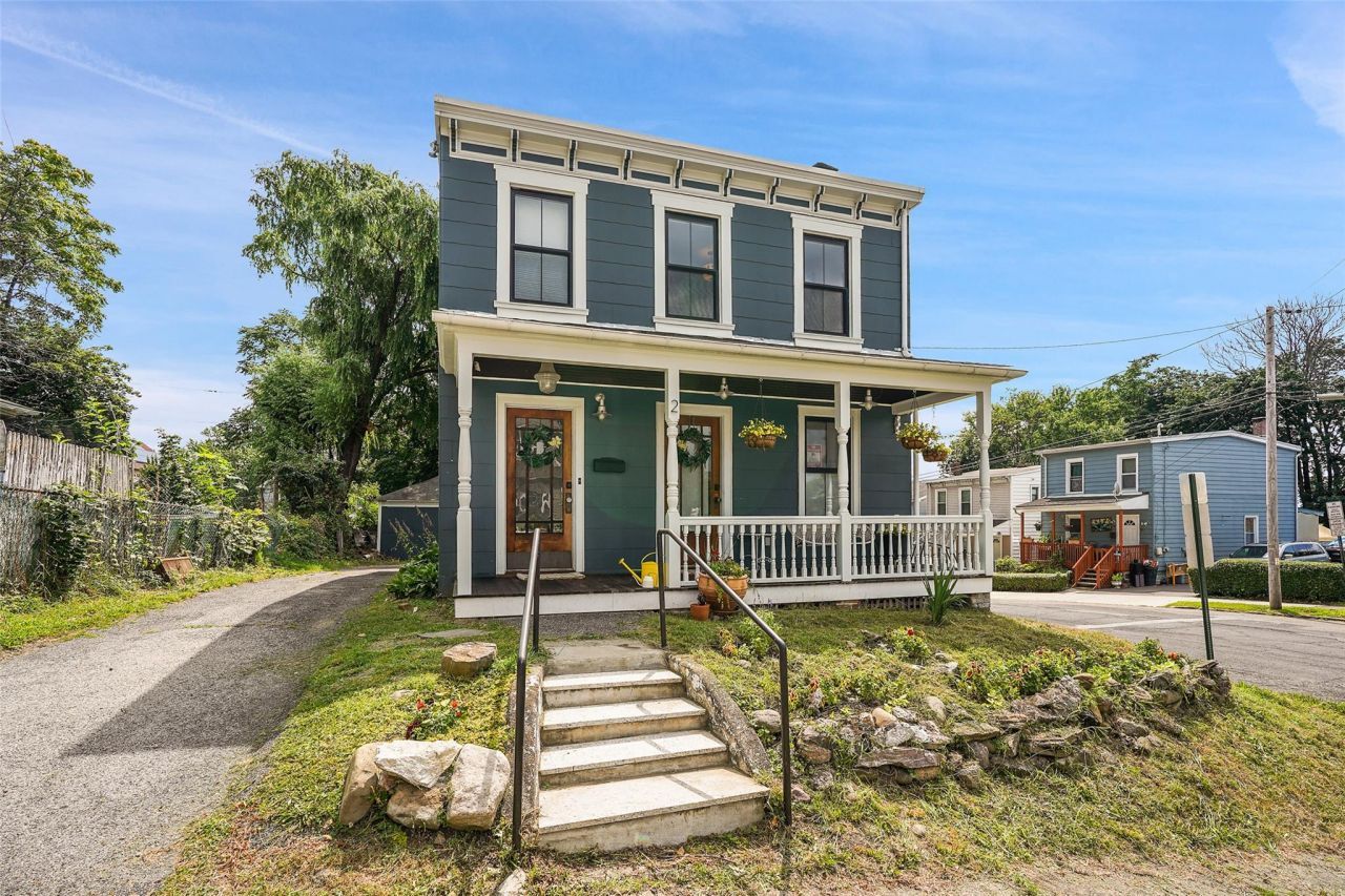 2 Lincoln Terrace, Newburgh, NY 12550 Main Photo